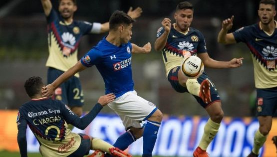 Cruz Azul Felicita al América por su Aniversario y los Usuarios Responden