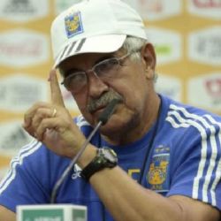 Tuca Ferretti le deja una indirecta a Miguel Herrera