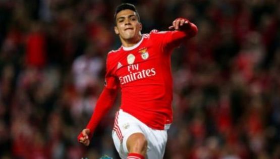Vídeo: Golazo de Raúl Jiménez