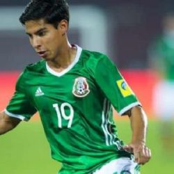 Diego Laínez acapara Miradas en Francia