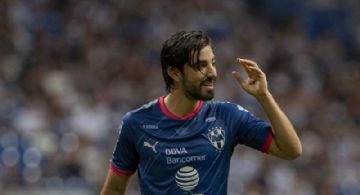 Video | La Afición Americanista le Cantó a Rodolfo Pizarro