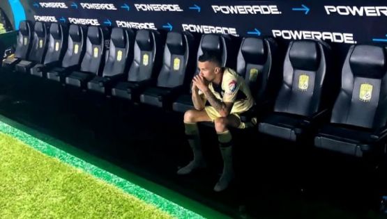 Matheus Uribe a la banca contra los Pumas