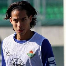 Aquí puedes ver la presentación de Diego Lainez con el Betis En Vivo