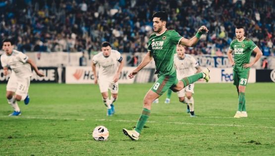 Video | Raúl Jiménez vuelve a anotar y comanda la Remontada de los Wolves
