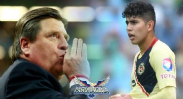 Miguel Herrera critica el desempeño de Carlos Vargas