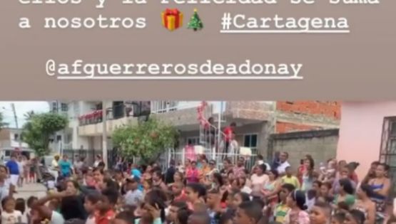 Extraordinario Detalle Navideño de Roger Martínez