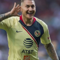 Nico Castillo manda a Callar a las Chivas