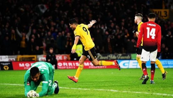 Video | Asistencia de Lujo de Raúl Jiménez contra el Manchester United