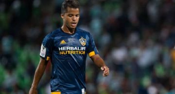Sale Nuevo Pretendiente por Giovani dos Santos