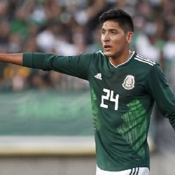 Pésimas noticias para Edson Álvarez | Se encienden las alarmas