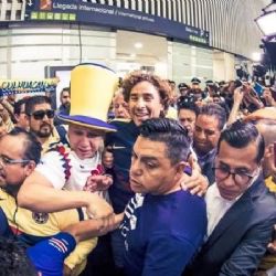 Video | Ochoa pidió salir por la puerta donde se encontraba la afición