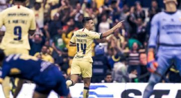 Video | Exhiben a Trabajadores del Estadio Azteca rebajando la Cerveza con Agua de la Llave