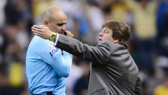 Francisco Chacón Defiende a Delgadillo y Arremete Contra Miguel Herrera