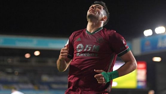 Vídeo | Golazo de Raúl Jiménez tras impresionante jugada ante el Leeds United