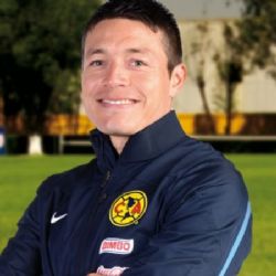 Fernando Schwartz sale en defensa de Giber Becerra