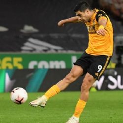 Video | Impresionante Golazo de Raúl Jiménez contra el Newcastle United