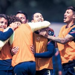 Video | Memo Ochoa Aparece con Golazo en el Entrenamiento