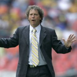 "Ruso" Brailovsky responde a Van Dijk por su desconocimiento del Tri