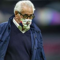 Aficionados del Club América piden la salida de Leonardo Cuéllar