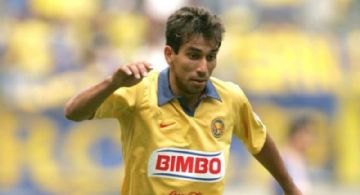 Nelson "Pipino" Cuevas visitó a Ronaldinho y habla de la situación del ex futbolista