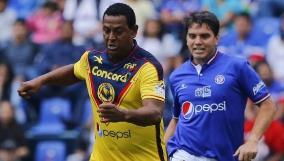 ESPN acusa al 'Negro Santos' de iniciar campaña contra Miguel Herrera