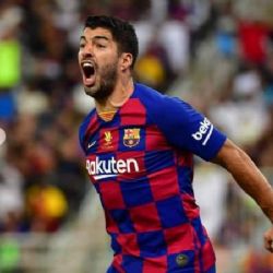 Ex delantero del Barcelona le ganaría la jugada en el Juventus a Raúl Jiménez