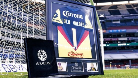 América sorprende con distintivo en Homenaje al 'Loco' Valdés