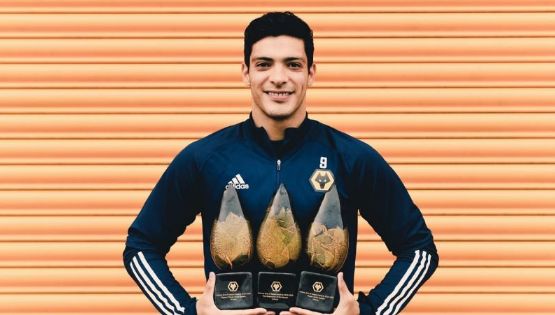 Raúl Jiménez arrasa con los Premios Individuales en el Wolverhampton