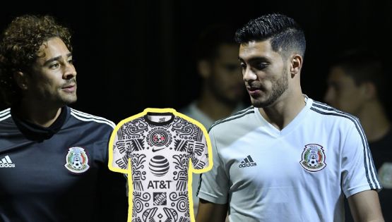 Guillermo Ochoa regala jersey y manda mensaje a Raúl Jiménez por su recuperación