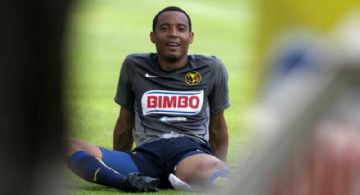 La historia de cuando Adolfo Rosinei se fue a los golpes con Jean Beausejour