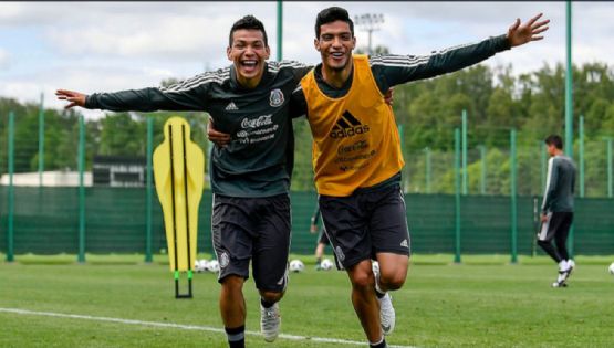 Fanáticos del Wolverhampton piden vuelta de Raúl Jiménez por el golpe que le dio el 'Chucky' Lozano