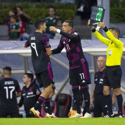 Raúl Jiménez acaba con la polémica comparación con Rogelio Funes Mori y lo reconoce por su partido ante Honduras