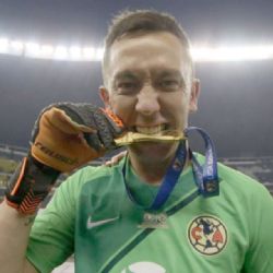 Agustín Marchesín felicita al Club América en su aniversario con emotivo agradecimiento