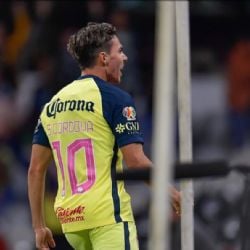 Sebastián Córdova presume el liderato del Club América con polémico mensaje en redes sociales 