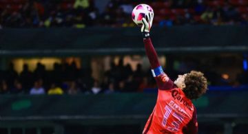 Miguel Herrera se molesta por la falta de contundencia de Tigres ante América 