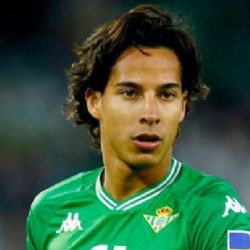 Diego Lainez pierde valor en el mercado Europeo tras sus pocas oportunidades en el Real Betis 