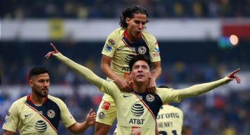 Edson Álvarez y Diego Lainez, dos canteranos con realidades completamente diferentes en Europa 
