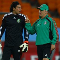 Guillermo Ochoa se enfrentará en una final a Javier Aguirre, el técnico que lo sentó en el Mundial de Sudáfrica 2010
