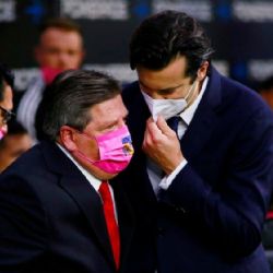 Miguel Herrera lanza dardo a Santiago Solari tras la derrota de América en la final del Concachampions
