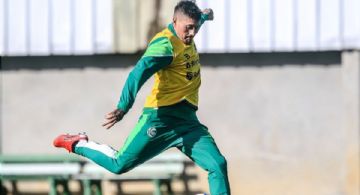 Nicolás Castillo juega su primer partido oficial con el Juventude de Brasil