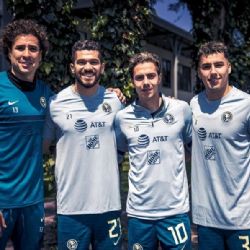 Memo Ochoa defiende el juego defensivo del América de Santiago Solari contra Pumas