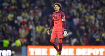 Aficionados del América se lanzan contra Guillermo Ochoa en publicación sobre publicidad