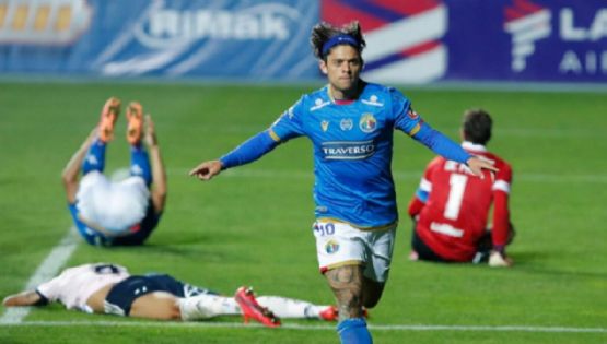 La directiva del Club América muestra interés por el chileno Joaquín Montencinos