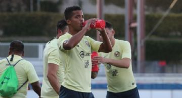 Santiago Baños pone en duda la continuidad de Giovani dos Santos en el América