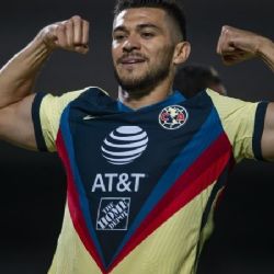 Henry Martín cerca de alcanzar récord del histórico ex-americanista Kléber Boas