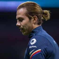 Sebastián Córdova casi descartado para iniciar con América en el Clásico Nacional contra Chivas