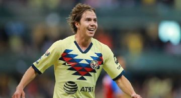 Sebastián Córdova confiesa que le enseñó la playera del América a la afición de Chivas para que 'vean quién manda'