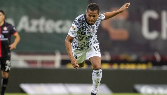 Santiago Baños habla sobre el tema del futuro del delantero mexicano Giovani dos Santos