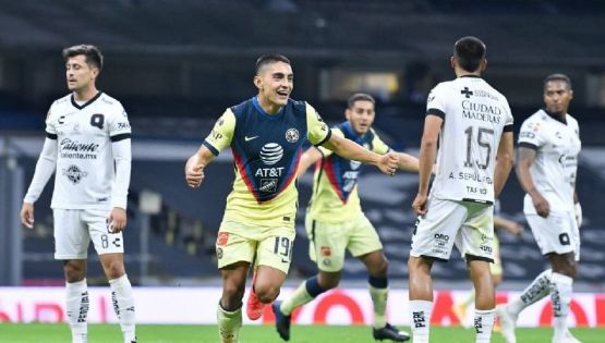 Raúl Jiménez tiene gran detalle con el joven mediocampista del Club América, Santiago Naveda
