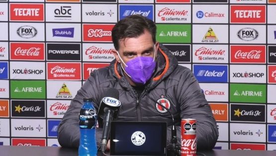 El técnico de Xolos, Pablo Guede, reconoce al América de Solari